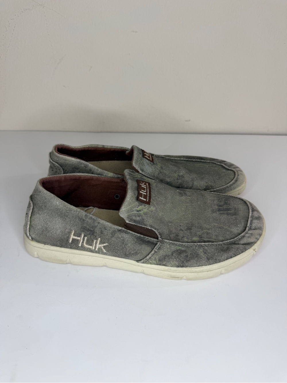 HUK Performance Brewster Slip-on Deck Shoes Fishing Grey Mens Size 44 US 10